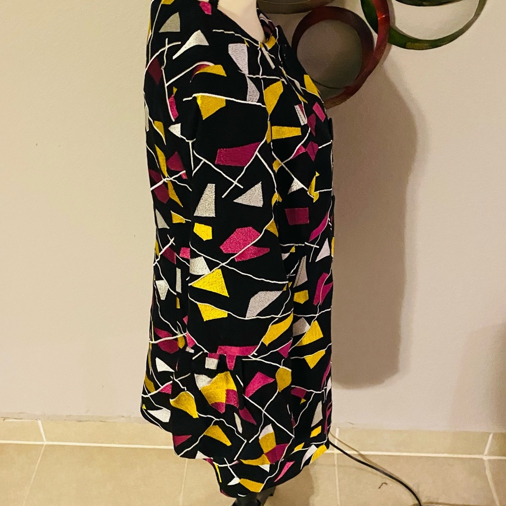 Geometric Shape Jacket - Picture 9 of 9